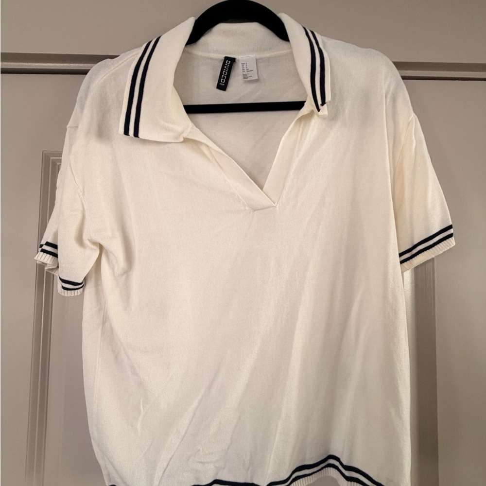 H&M Knit White Polo Shirt with Black Accents